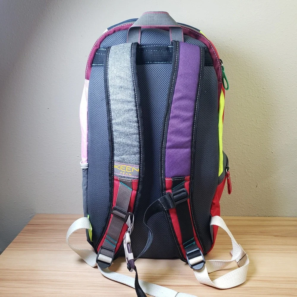 Keen Hiking Backpack 2020 Glenden Beach Launch Graphic Live Monumental Colorful